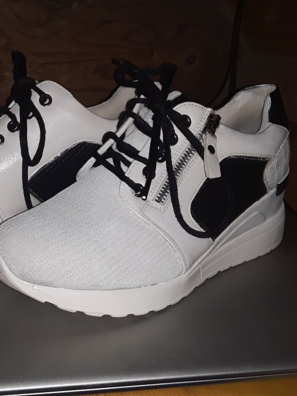 Ninety Union NU "Sparkle" White Black Silver Zipper Sneakers Shoes
